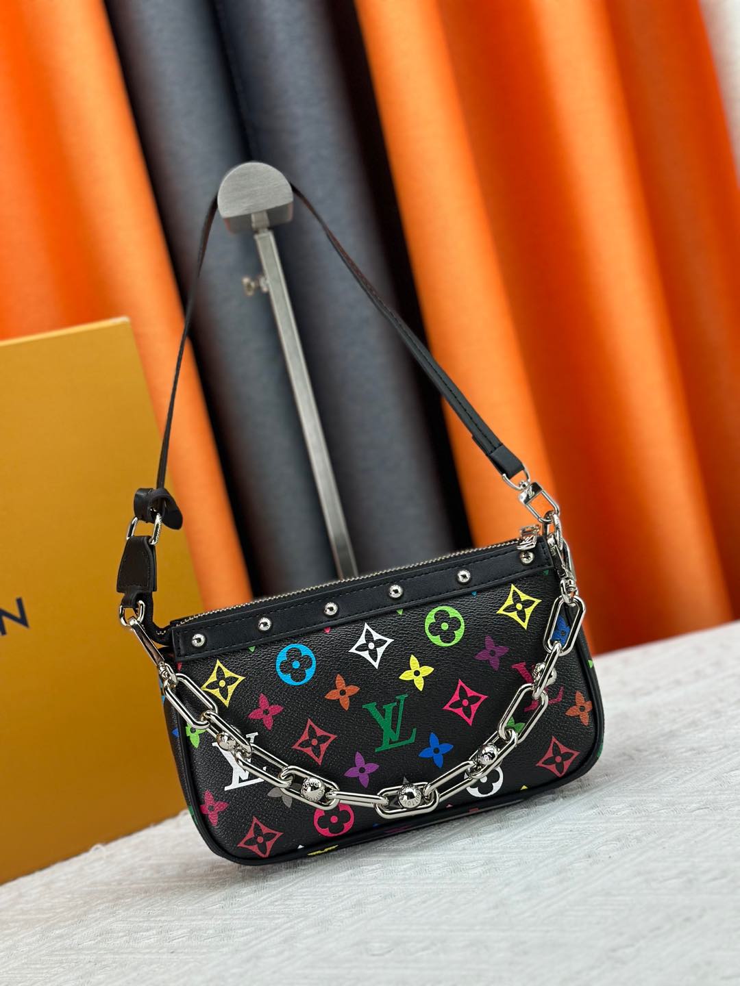 LV bag 503